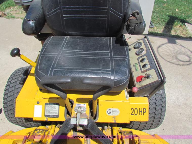 image for item B7274 1998 Walker lawn mower