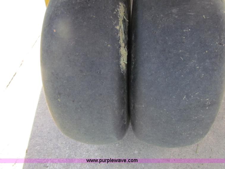 image for item B7274 1998 Walker lawn mower