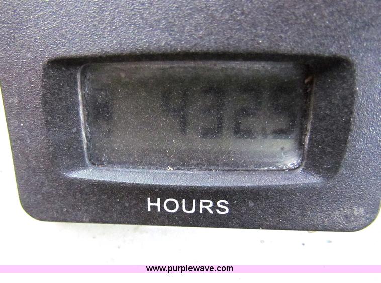 image for item B7275 2009 Walker lawn mower