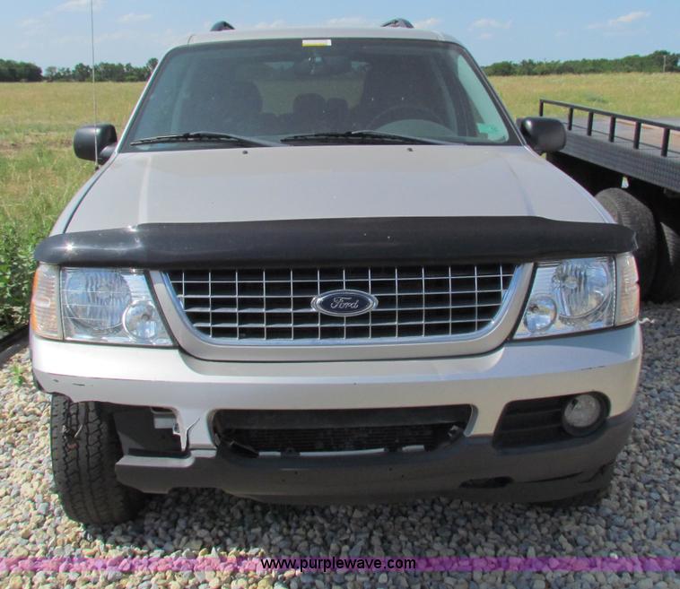 image for item B7276 2003 Ford Explorer XLT SUV