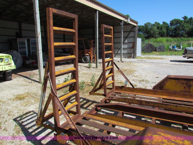 image for item B7278 1979 JFW equipment trailer