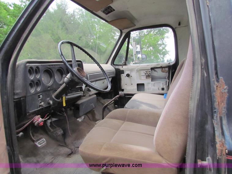 image for item B7293 1979 Chevrolet C60 Custom Deluxe 2 ton truck