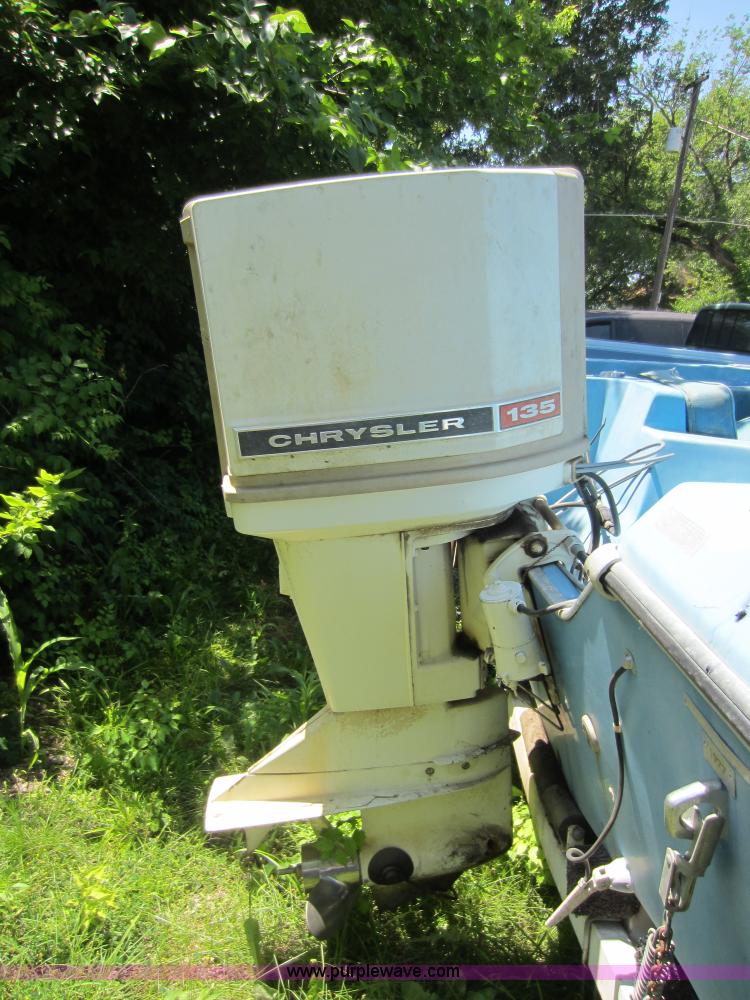 image for item B9115 1977 Arrowglass Cheetah 17' boat