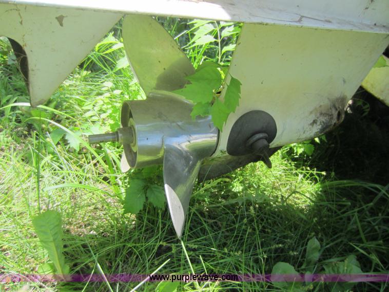 image for item B9115 1977 Arrowglass Cheetah 17' boat