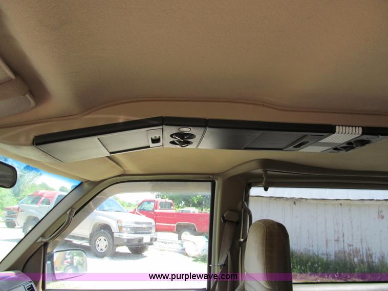 image for item C2132 1995 Chevrolet Astro van