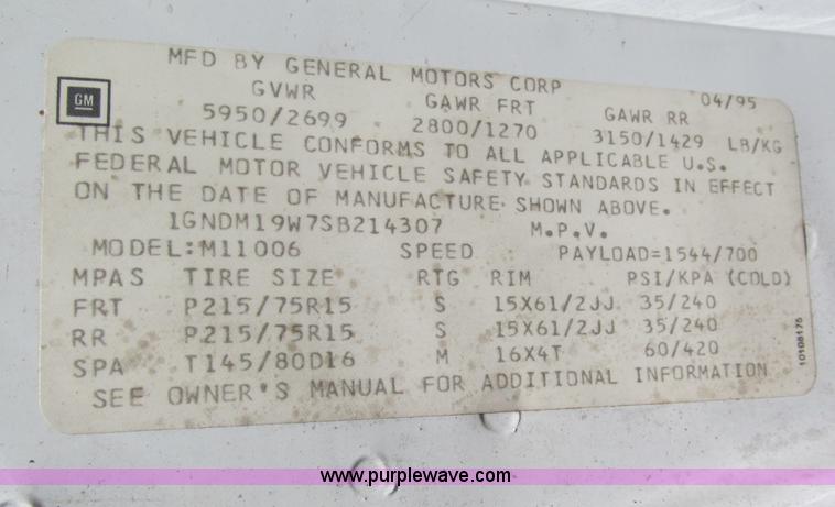 image for item C2132 1995 Chevrolet Astro van