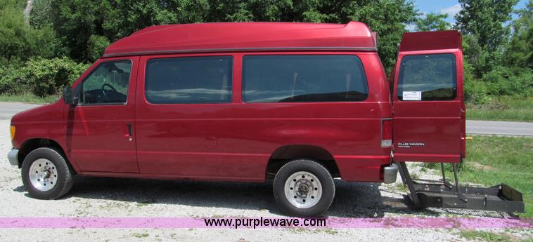 image for item C2134 1997 Ford E350 Club Wagon handicap van