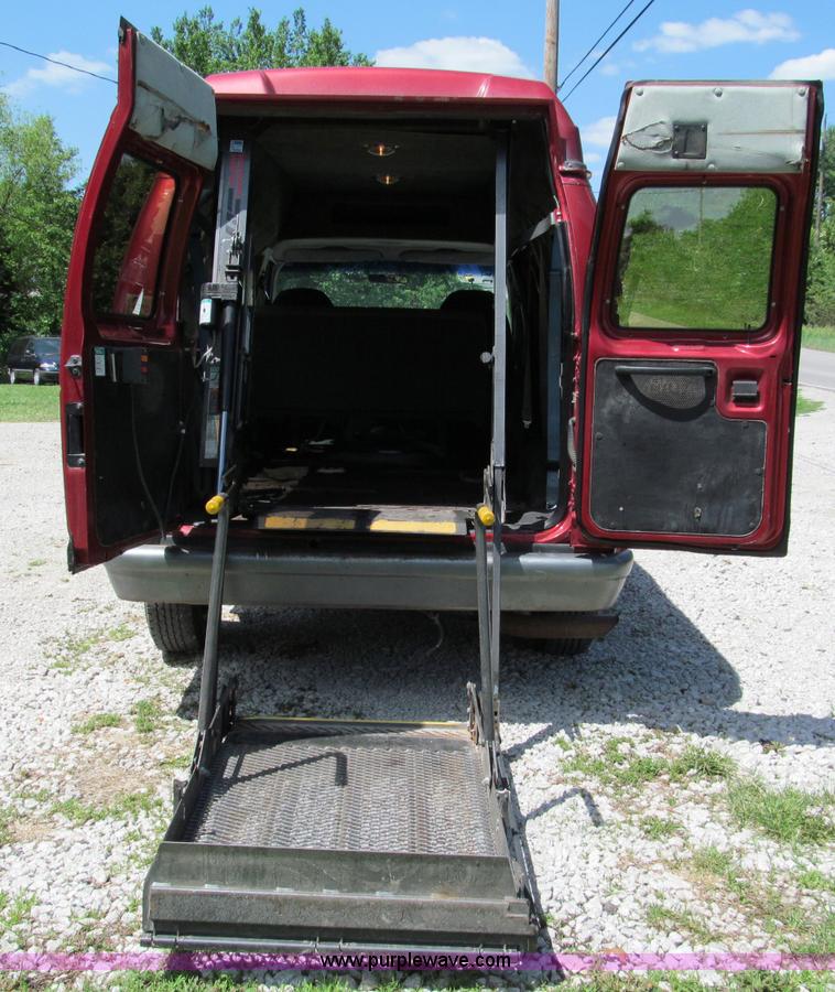 image for item C2134 1997 Ford E350 Club Wagon handicap van