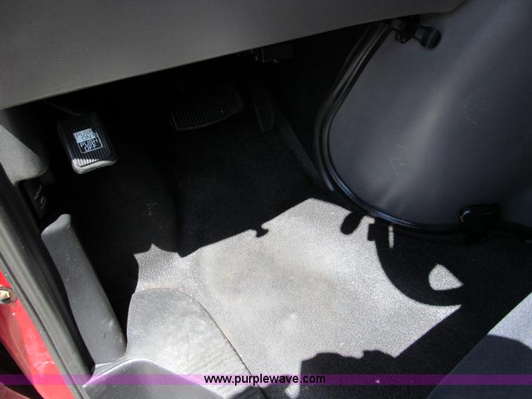 image for item C2134 1997 Ford E350 Club Wagon handicap van