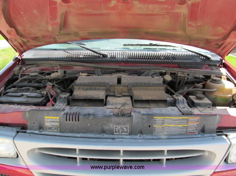 image for item C2134 1997 Ford E350 Club Wagon handicap van