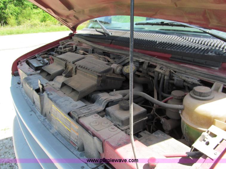 image for item C2134 1997 Ford E350 Club Wagon handicap van