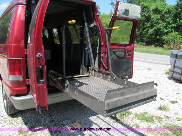 image for item C2134 1997 Ford E350 Club Wagon handicap van
