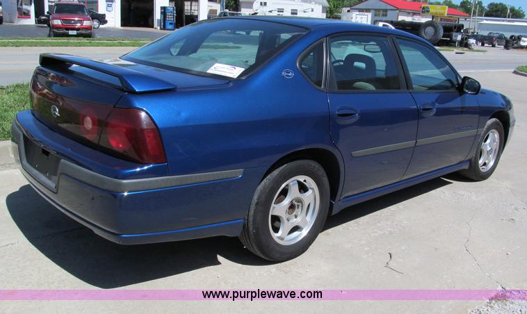 image for item C2141 2003 Chevrolet Impala LS