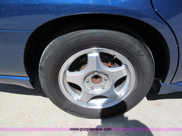 image for item C2141 2003 Chevrolet Impala LS