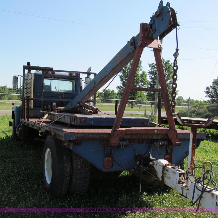 image for item C2151 1979 Mack flatbed boom truck