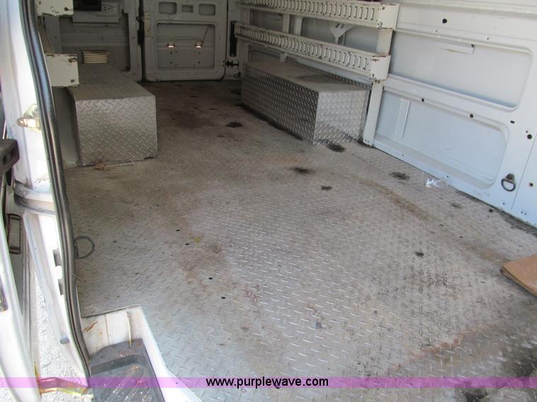 image for item C2173 2004 Freightliner Sprinter 3500 SHC cargo van