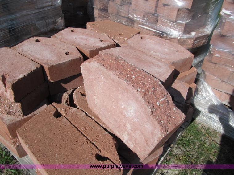 image for item C2177 Approximately 260 wall stone caps