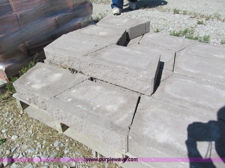 image for item C2181 (136) split face wall stone caps