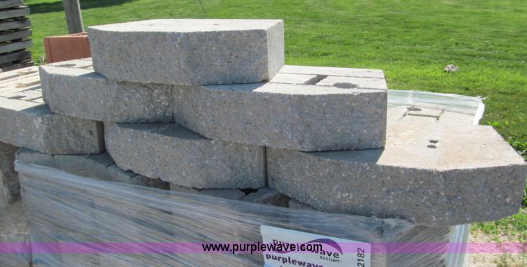 image for item C2182 (126) landscaping wall stones