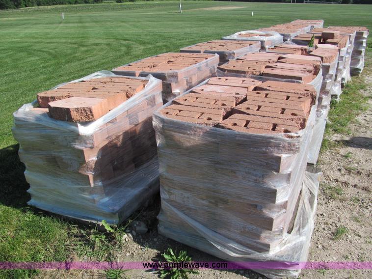 image for item C2183 Approximately 640 wall stones with pins