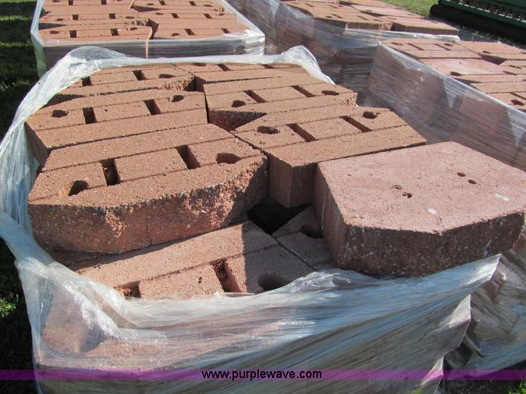 image for item C2183 Approximately 640 wall stones with pins