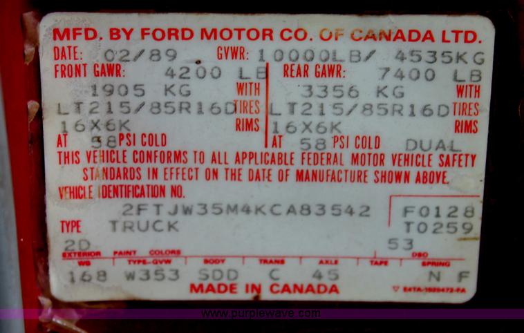 image for item C2522 1989 Ford F350 XLT Lariat crew cab pickup truck