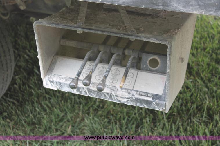image for item C2525 1990 Ford F350 roll back truck
