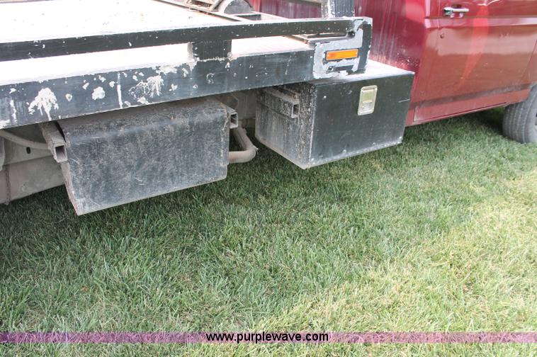 image for item C2525 1990 Ford F350 roll back truck