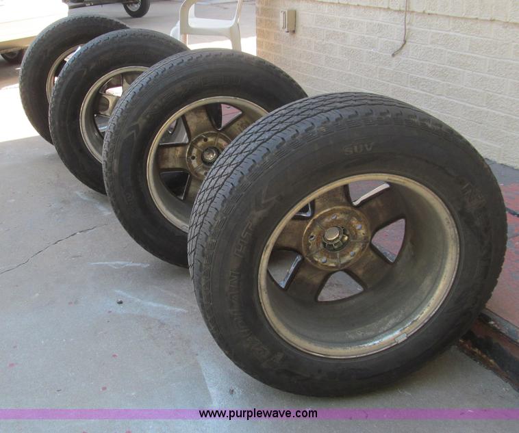 image for item D3283 (4) aluminum alloy wheels for Jeep