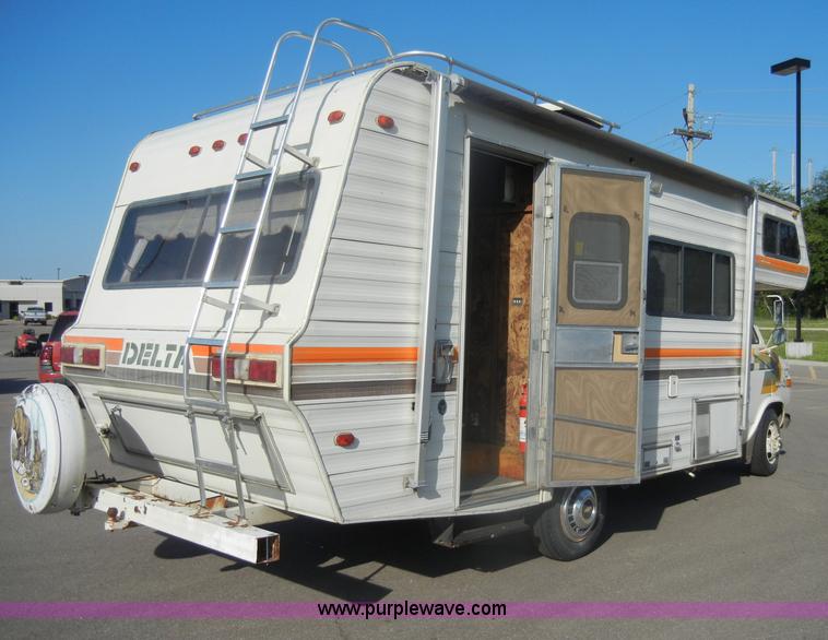 image for item D4110 1977 Chevrolet Delta 30 RV camper