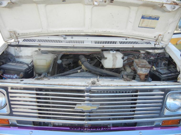 image for item D4110 1977 Chevrolet Delta 30 RV camper