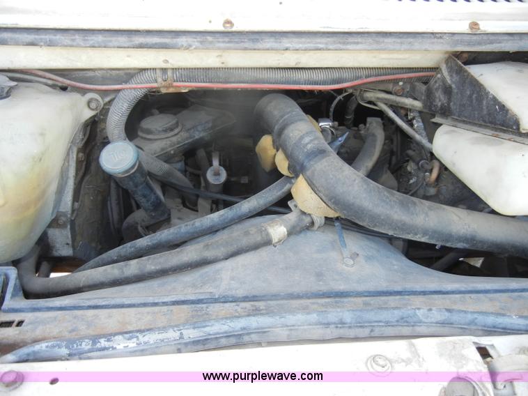 image for item D4110 1977 Chevrolet Delta 30 RV camper