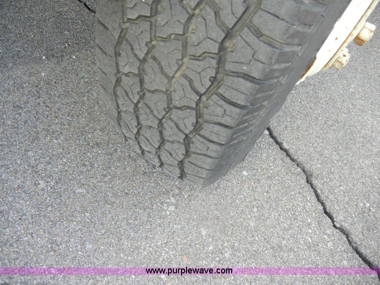 image for item D4110 1977 Chevrolet Delta 30 RV camper