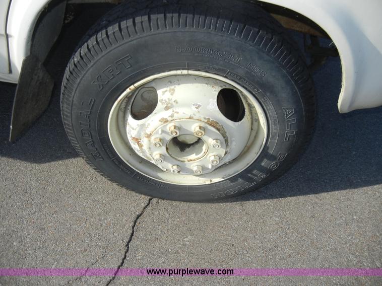 image for item D4110 1977 Chevrolet Delta 30 RV camper