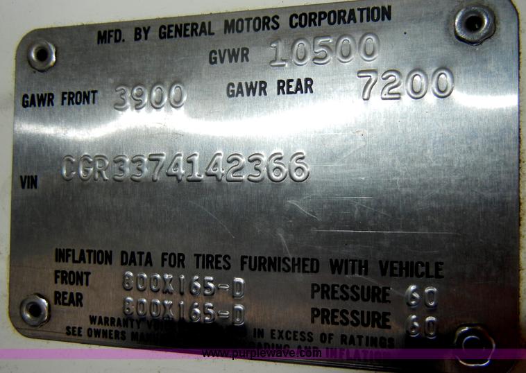 image for item D4110 1977 Chevrolet Delta 30 RV camper