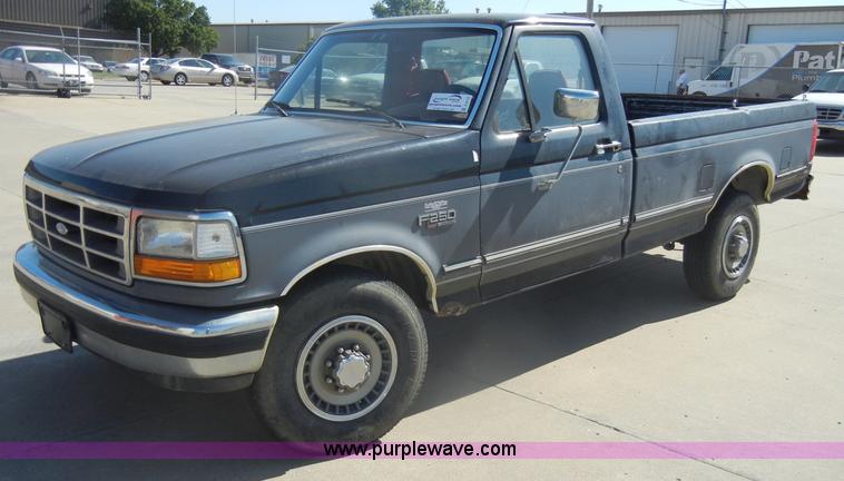 1992 Ford F250 Xlt Pickup Truck In Topeka Ks Item D4115 Sold Purple Wave