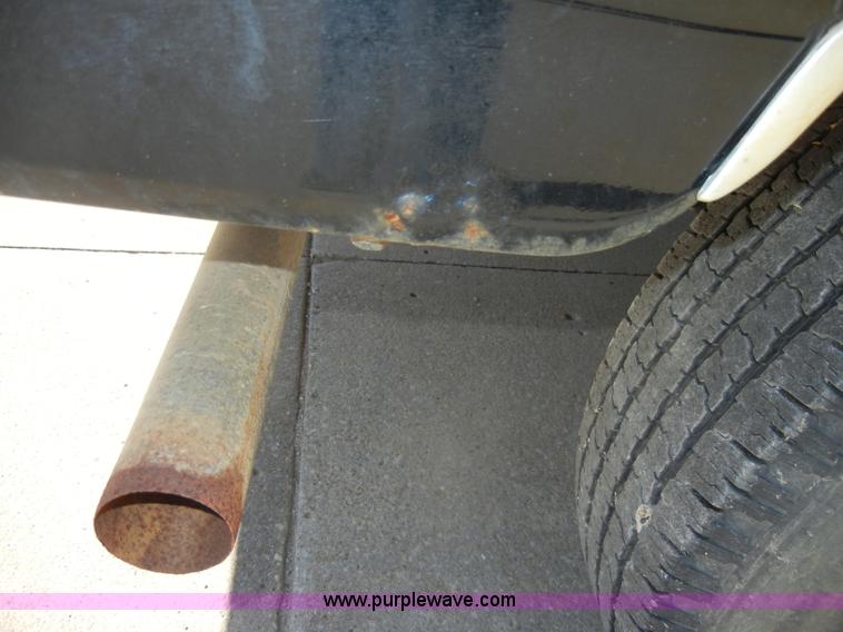 image for item D4115 1992 Ford F250 XLT pickup truck