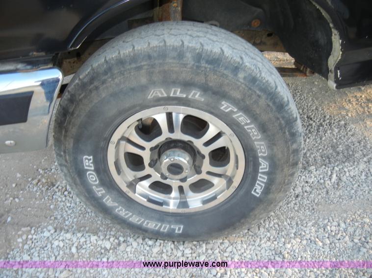 image for item D4118 1988 Ford F250 XLT Lariat extended cab pickup bed