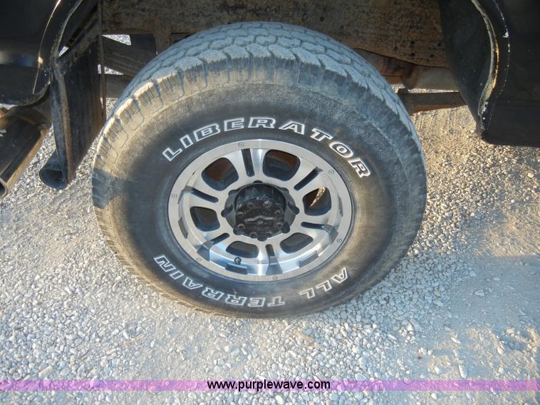 image for item D4118 1988 Ford F250 XLT Lariat extended cab pickup bed