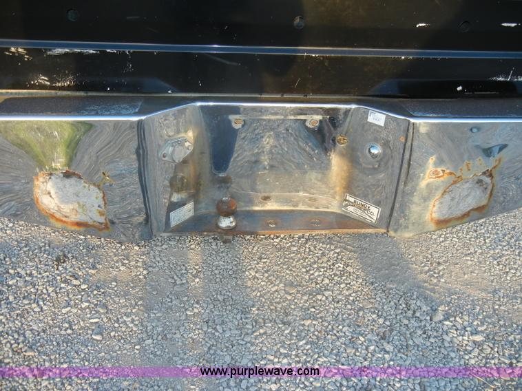 image for item D4118 1988 Ford F250 XLT Lariat extended cab pickup bed