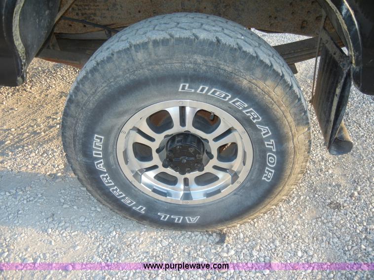 image for item D4118 1988 Ford F250 XLT Lariat extended cab pickup bed