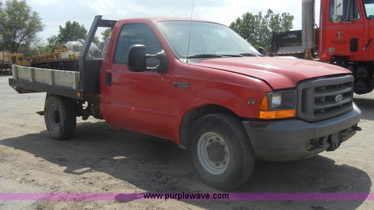 image for item D4120 2001 Ford F250 SD XL pickup truck