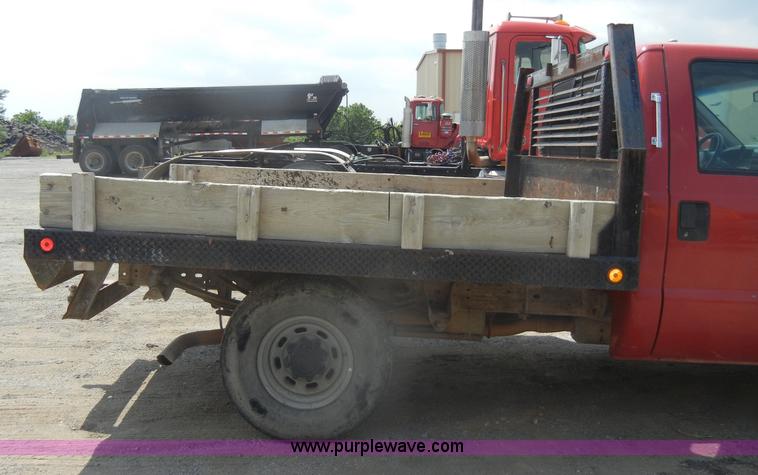 image for item D4120 2001 Ford F250 SD XL pickup truck