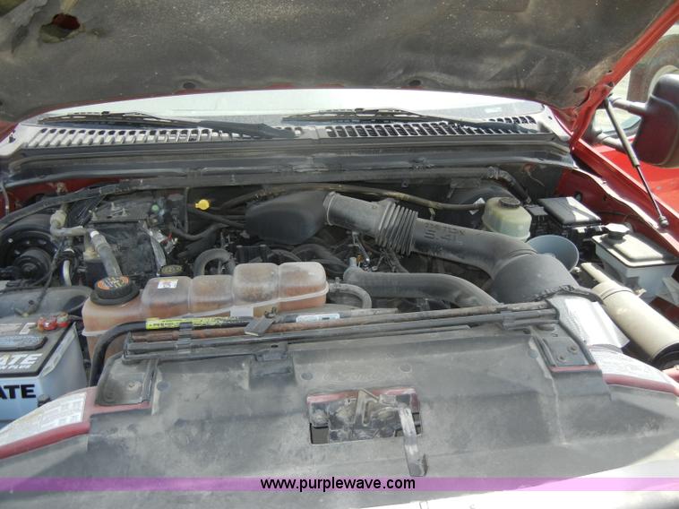 image for item D4120 2001 Ford F250 SD XL pickup truck