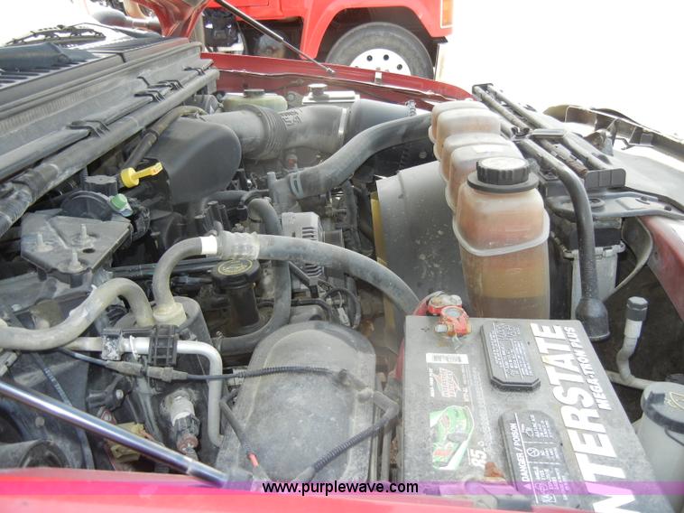 image for item D4120 2001 Ford F250 SD XL pickup truck