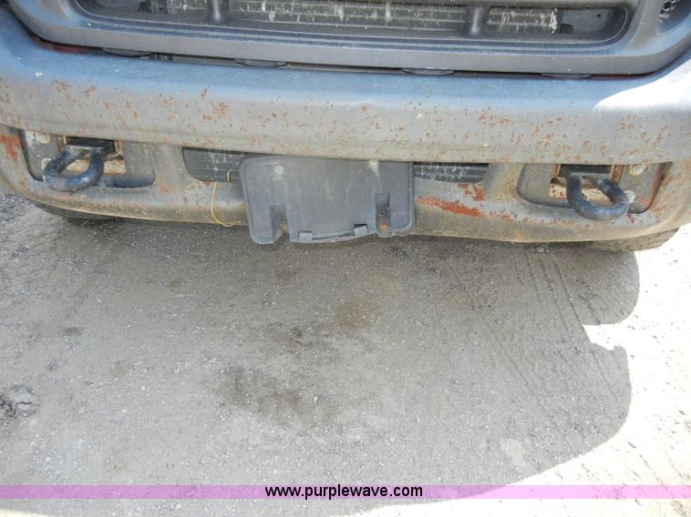 image for item D4120 2001 Ford F250 SD XL pickup truck