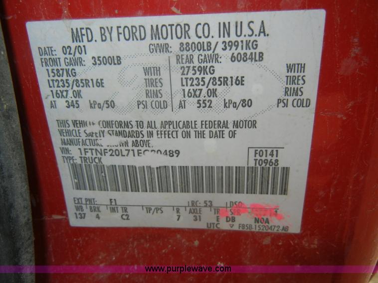 image for item D4120 2001 Ford F250 SD XL pickup truck