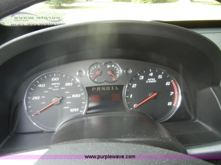 image for item D4124 2007 Chevrolet Equinox LS