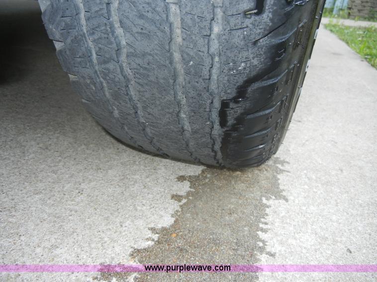 image for item D4124 2007 Chevrolet Equinox LS