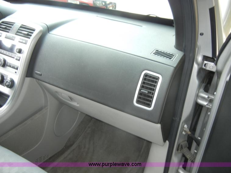 image for item D4124 2007 Chevrolet Equinox LS